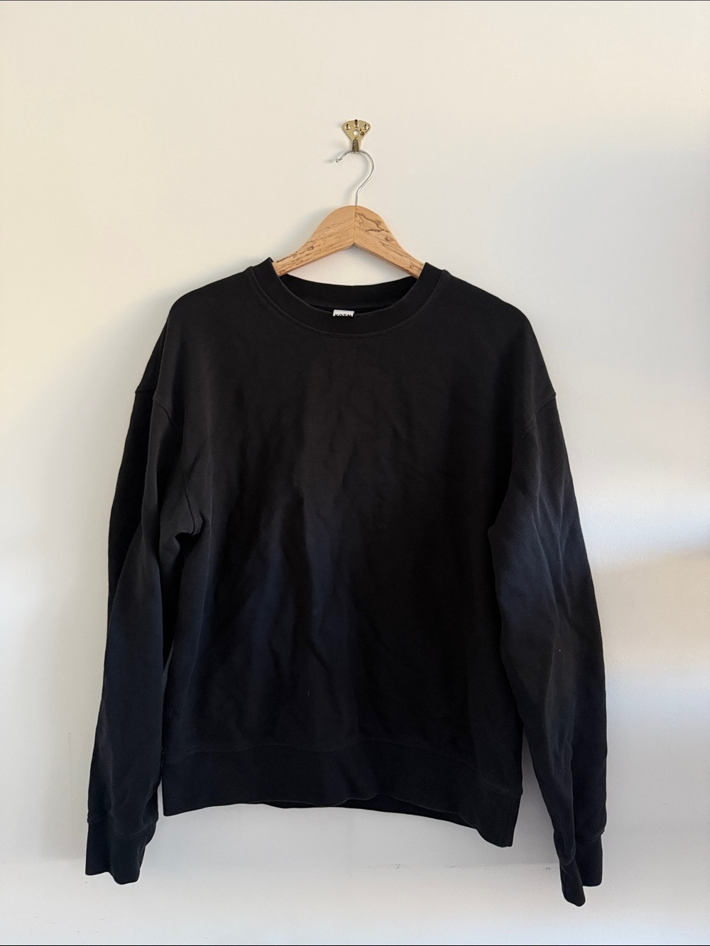 KOTN 100% Cotton Crewneck - Size M